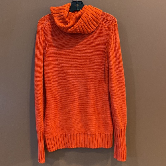 Gap ladies turtleneck sweater in beautiful orange. Size extra small. - Picture 2 of 7